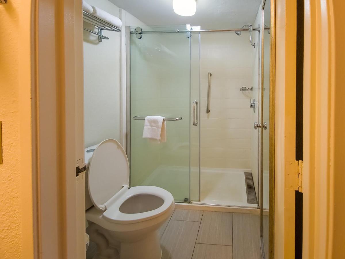 Red Roof Inn Tallahassee East מראה חיצוני תמונה