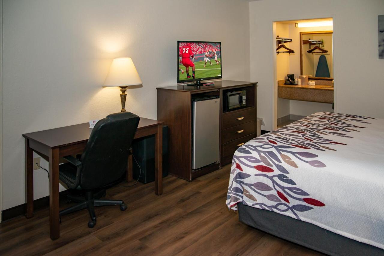 Red Roof Inn Tallahassee East מראה חיצוני תמונה